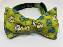 Load image into Gallery viewer, Green Drawn Dice