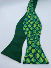 Load image into Gallery viewer, Green Galaxy Dice